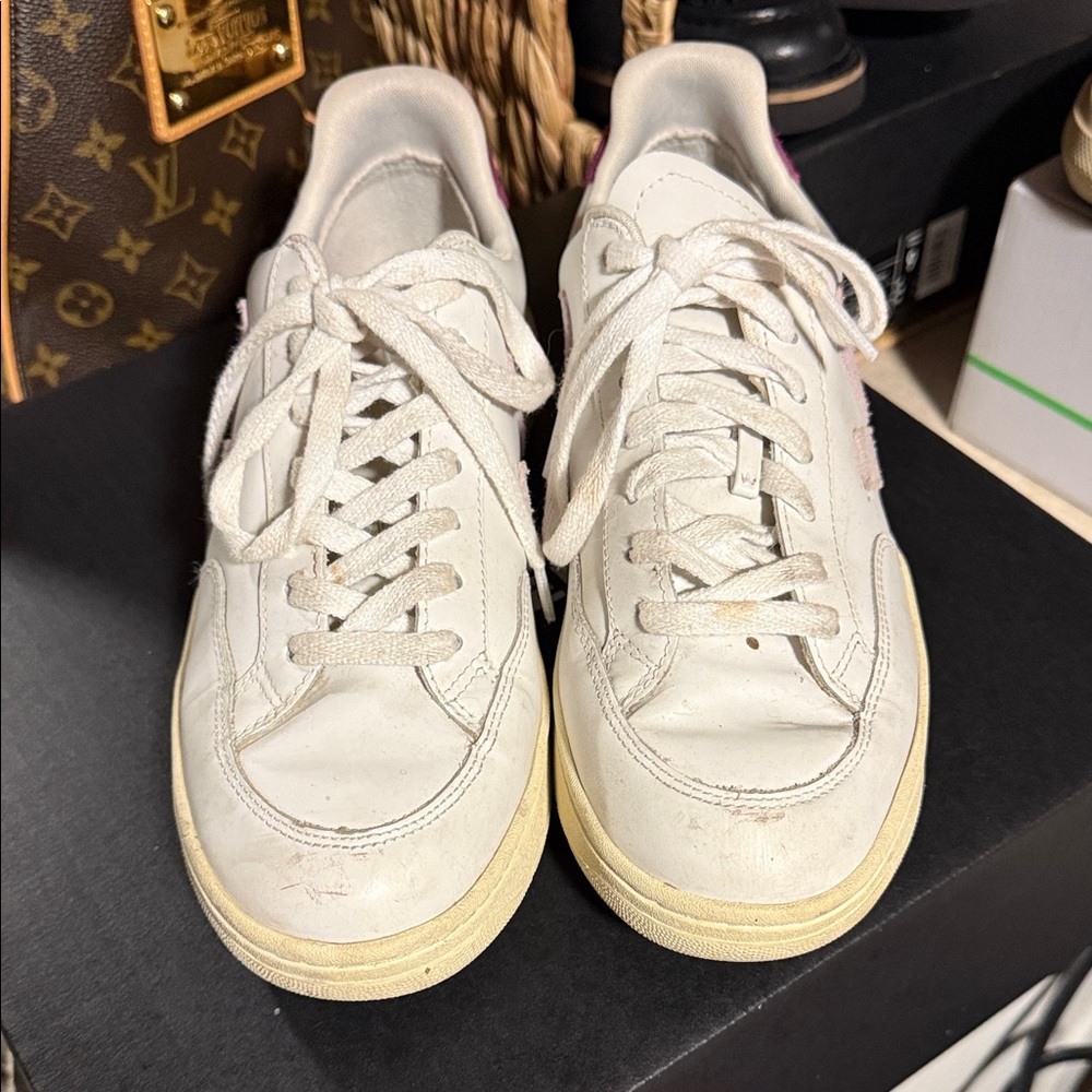 Veja Women's Cream and Purple Sneakers - Picture 2 of 8